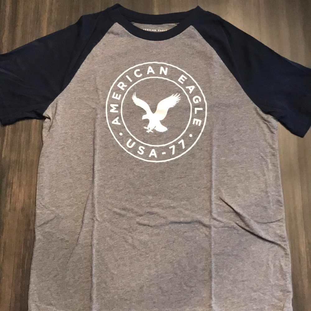 American Eagle logo t-shirt